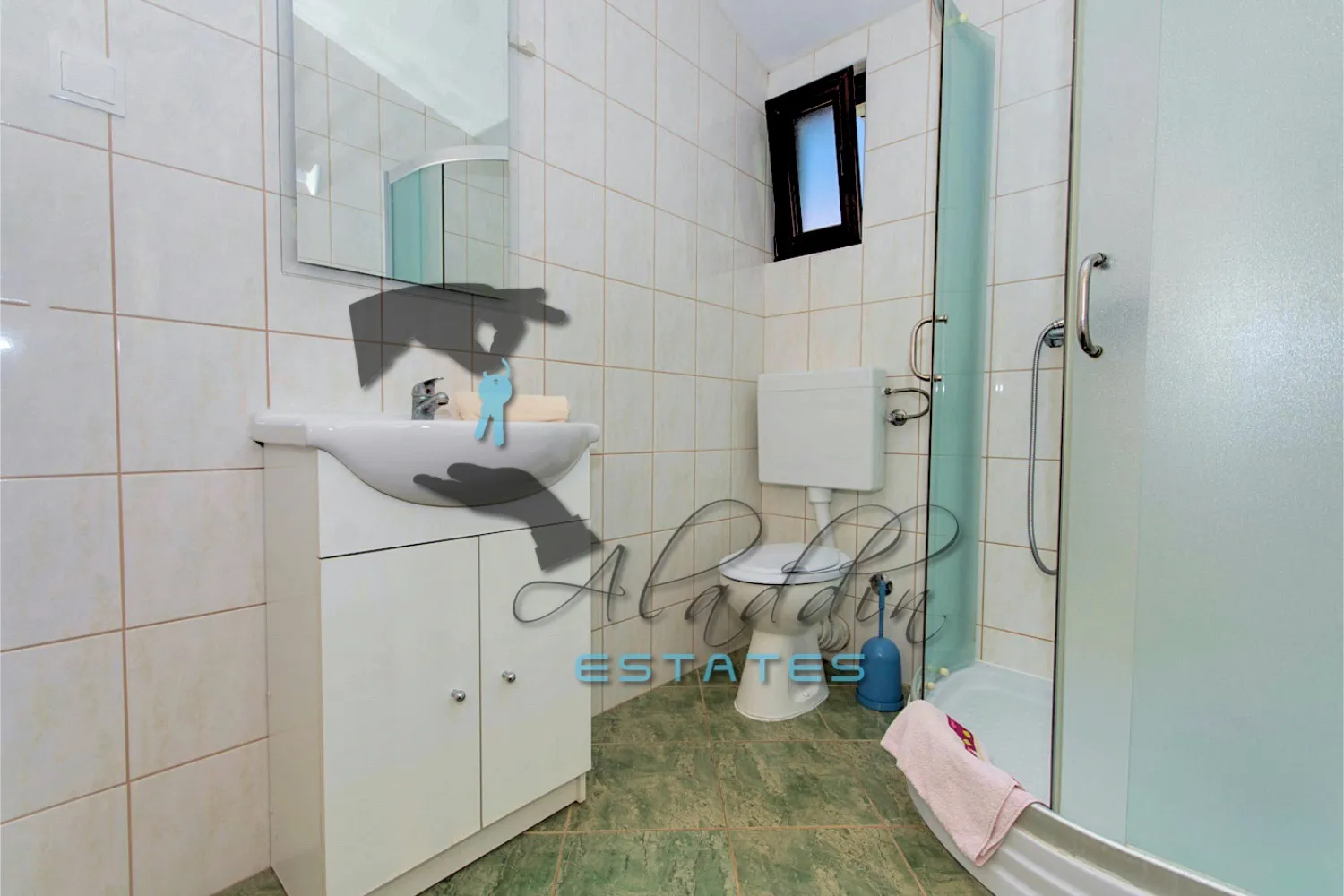 okrug gornji, elegantna stambena kuća sa 6 jedinica i bazenom, 372 m2 - slika 17