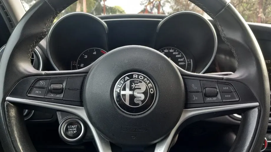 alfa romeo giulia 2,2 jtd automatik/koža/navi/xenon/tempo/šiber/lanas - slika 10