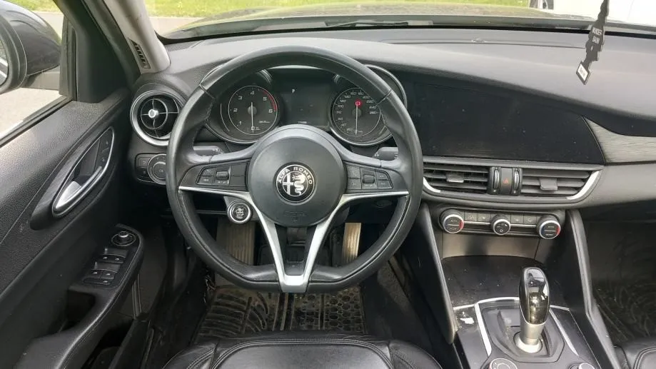 alfa romeo giulia 2,2 jtd automatik/koža/navi/xenon/tempo/šiber/lanas - slika 11