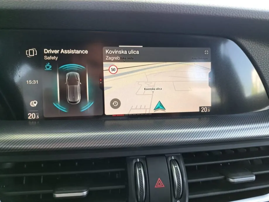 alfa romeo stelvio sprint 2,2 210 ks q4 - slika 14