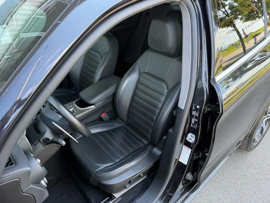 alfa stelvio 2.2 jtd q4 automatik °navi°kamera°koža°leasing bez učešća - slika 20