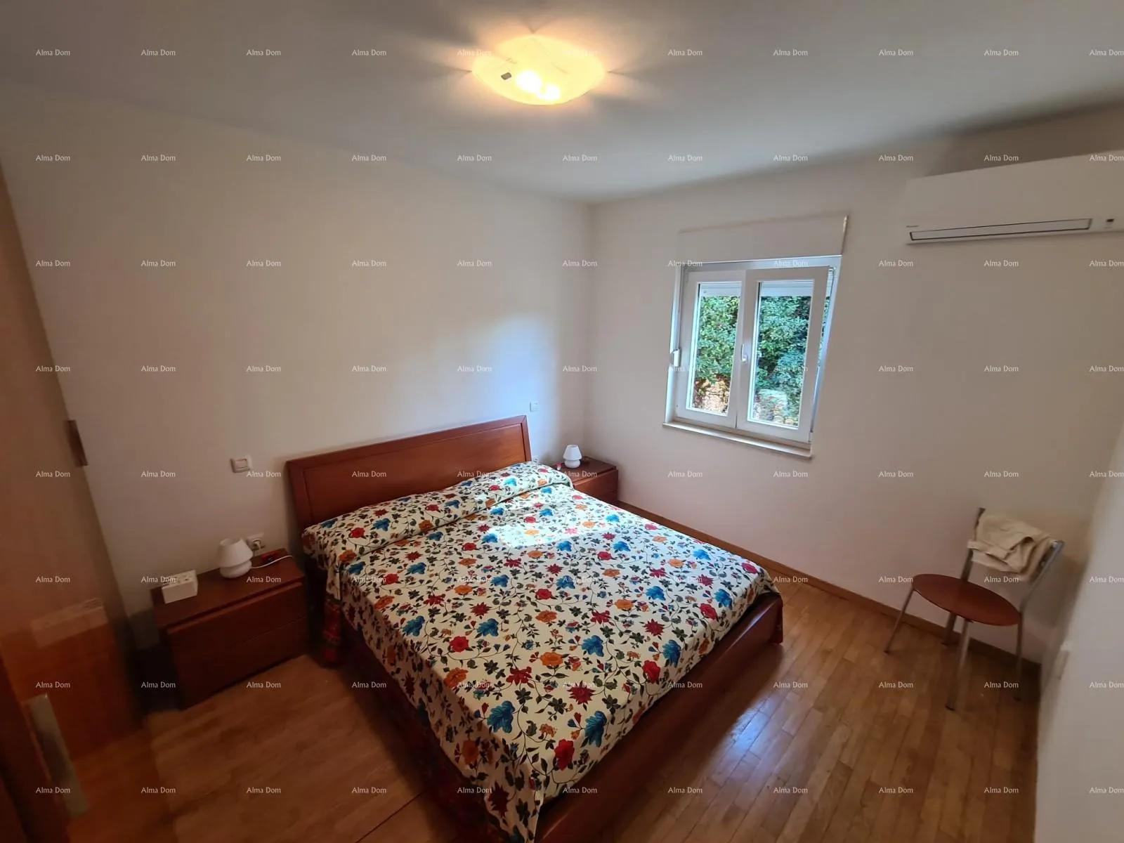 stan apartman sa otvorenim pogledom na uvalu i more. - slika 10