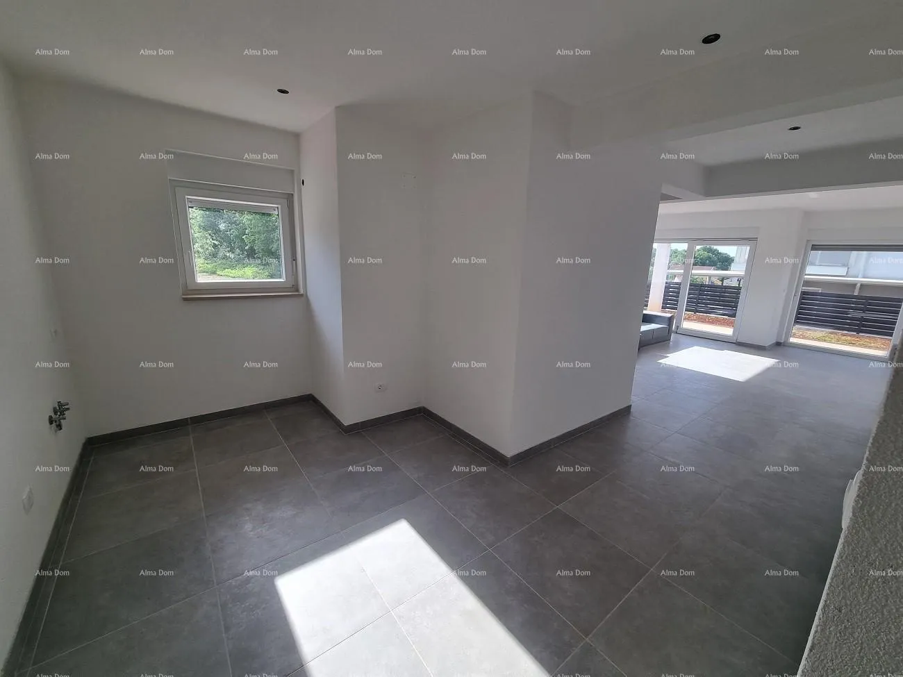 kuća moderna duplex kuća s krovnom terasom i panoramskim pogledom na more - slika 8