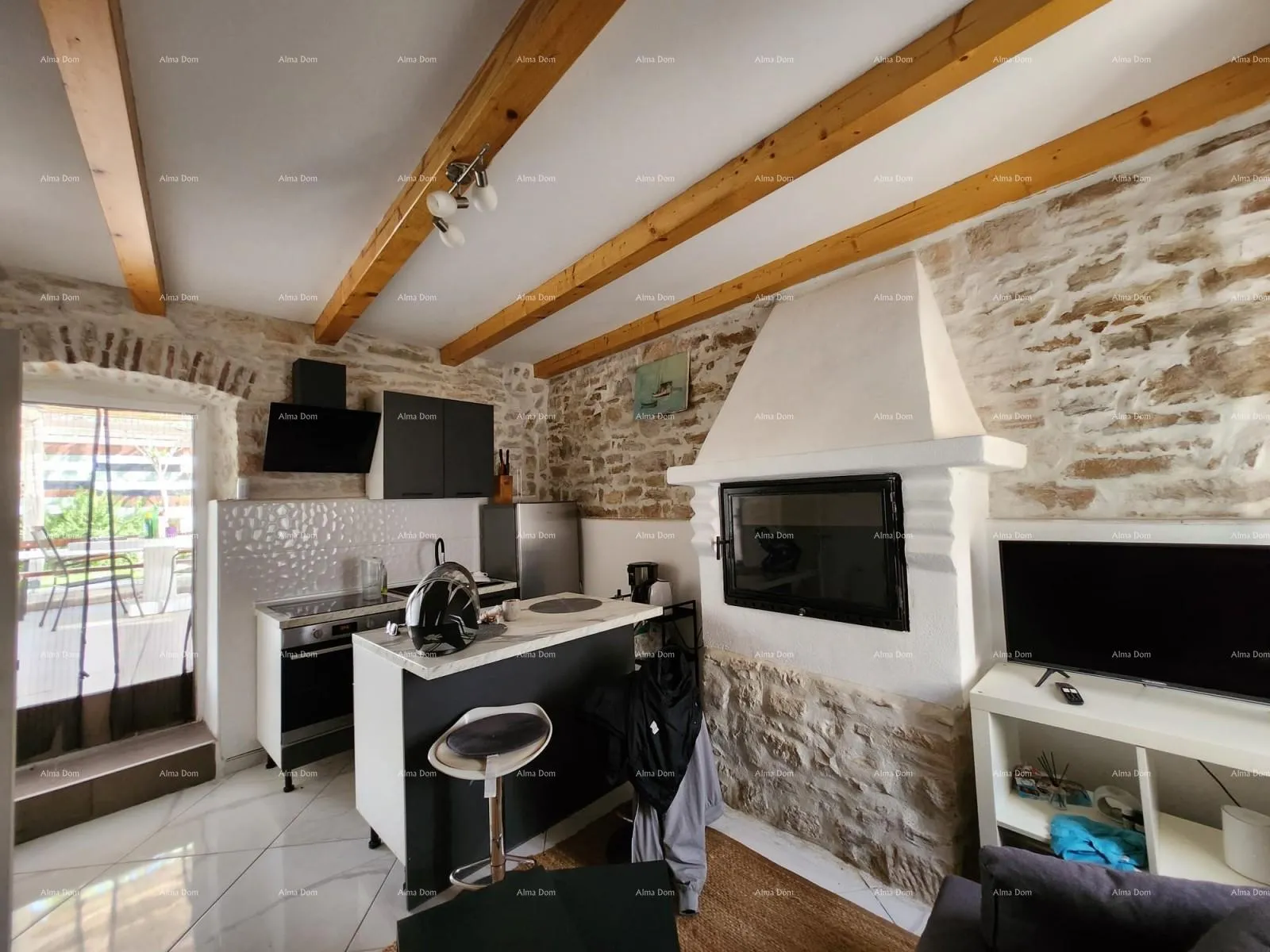 kuća pula galižana. renovirana kuća sa fantastičnim vrtom. - slika 13