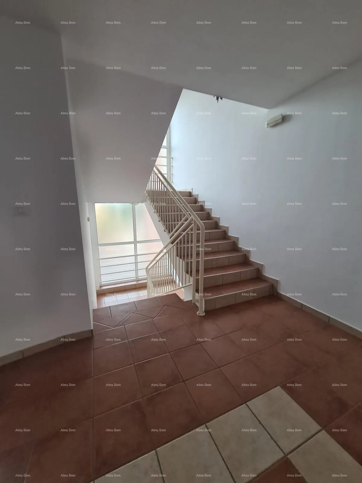 stan moderan i prostran stan s pogledom na more – ližnjan, 87,48 m² - slika 43