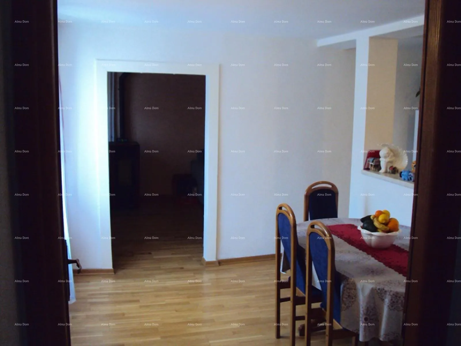 stan stan 75 m² u centru brtonigle - slika 3