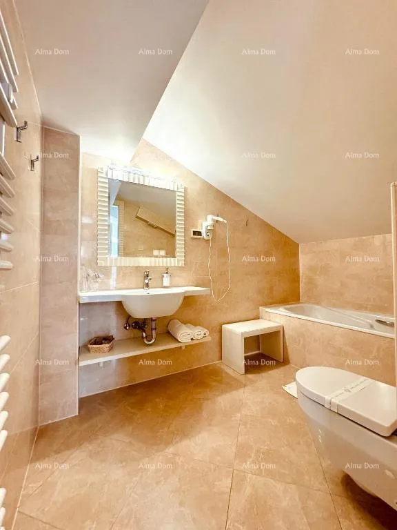 poslovni prostor prodaja- luksuzni boutique hotel iz snova, pješčana uvala! - slika 8