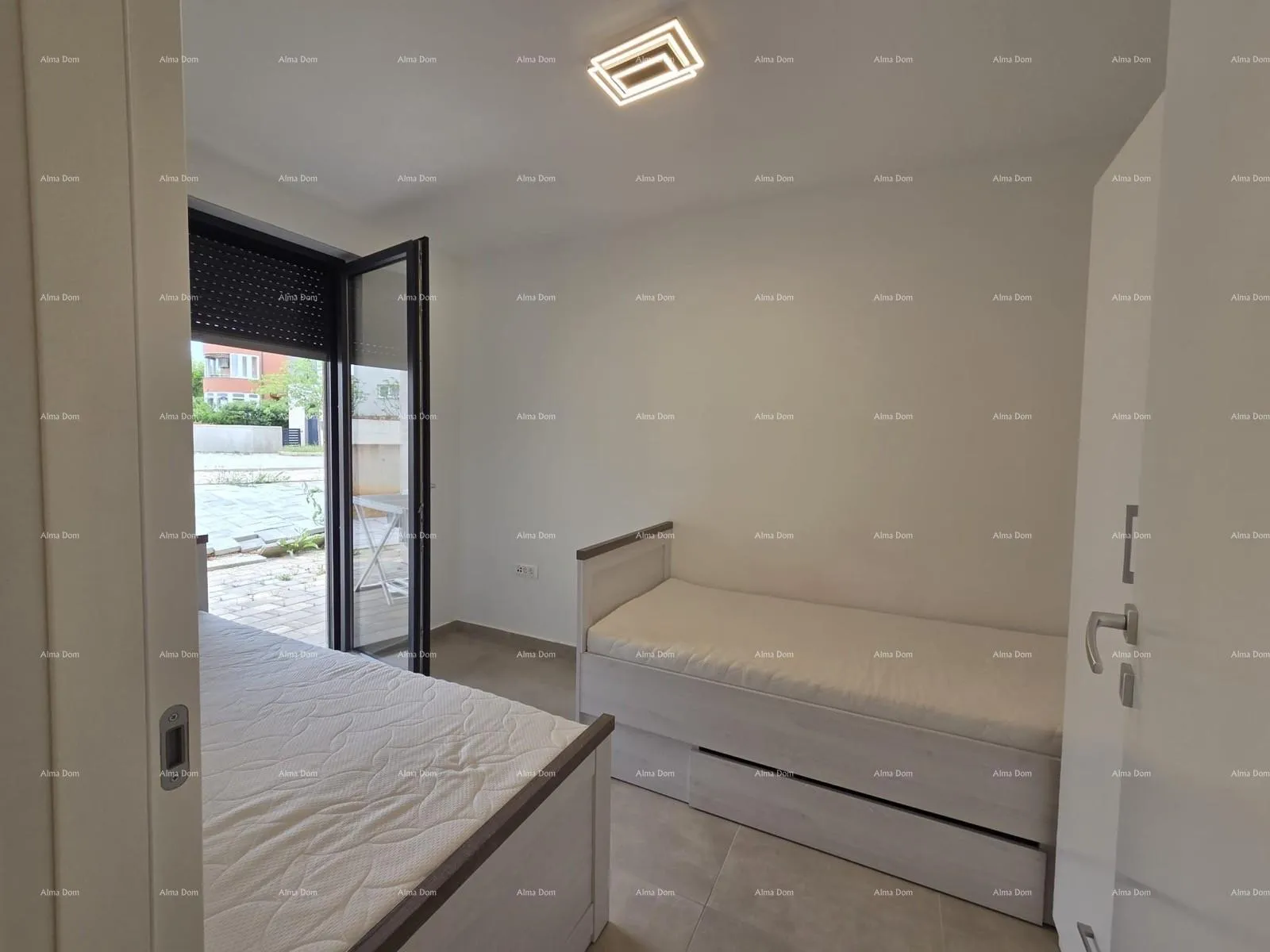 stan moderan stan 70 m2 s vrtom – štinjan, pula - slika 6