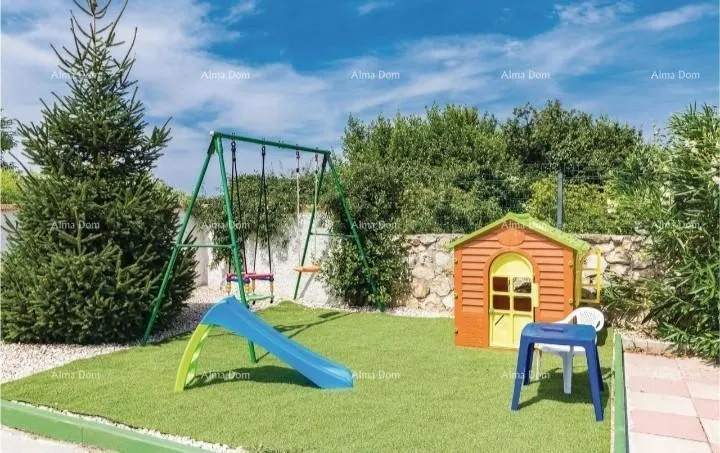 kuća prizemna kuća s bazenom na mirnoj lokaciji, pula - slika 8