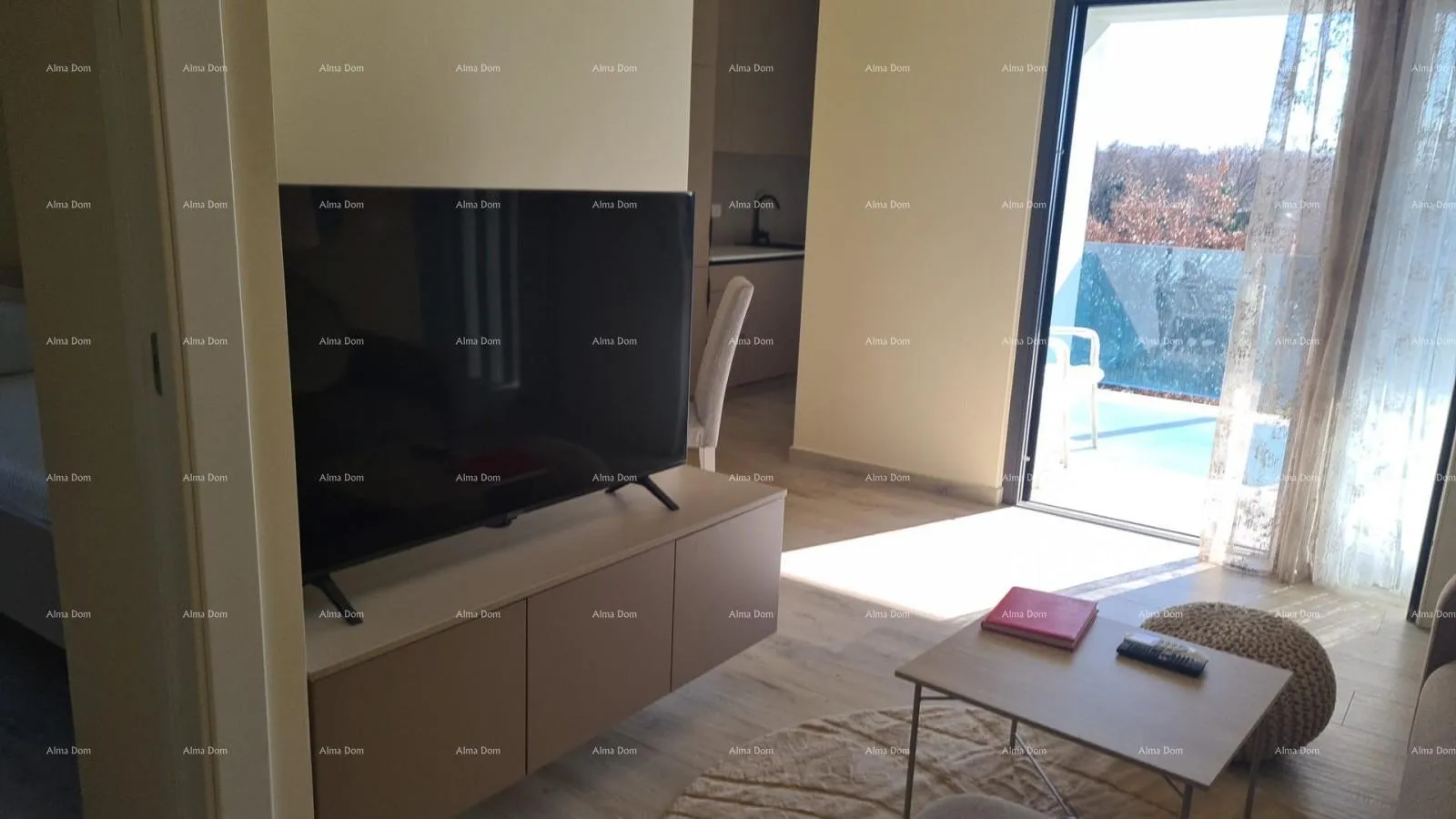 stan moderan apartman u bloku f, s dva parkirna mjesta i spremištem, u blizini umaga!f2 - slika 9