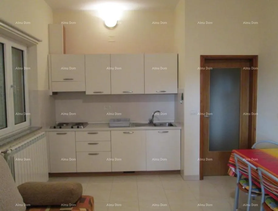 kuća prodaje se kuća sa 5 apartmana i pogledom na more, premantura - slika 6