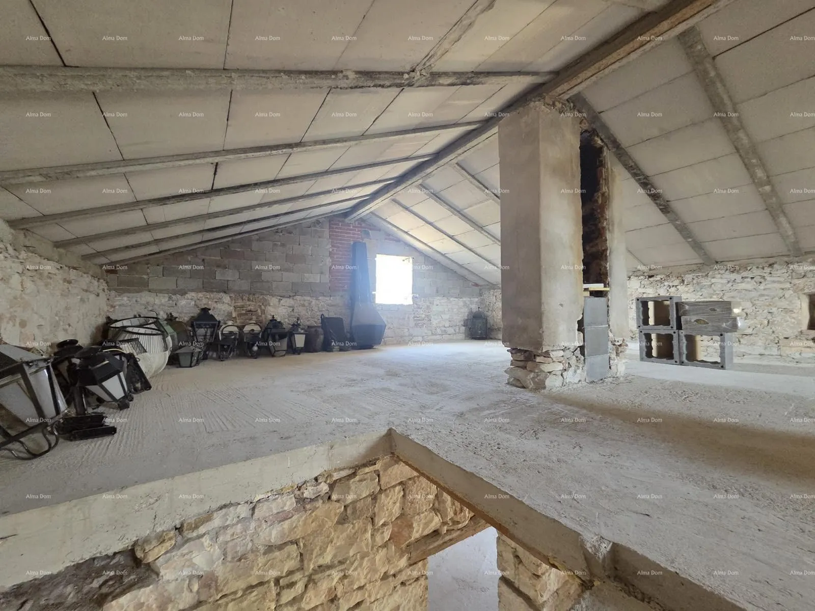 kuća kuća u mutvoranu – 300+ m² i zemljište 2.980 m² - slika 15