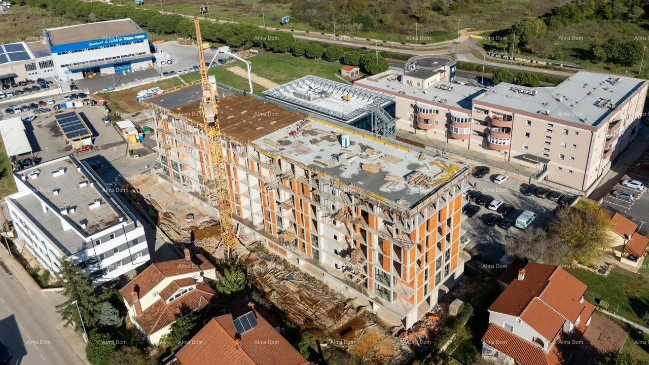 Stan Pula! Višestambena, moderna zgrada s liftom, blizu centra. Stan s parkirnim mjestom i spremištemS84
