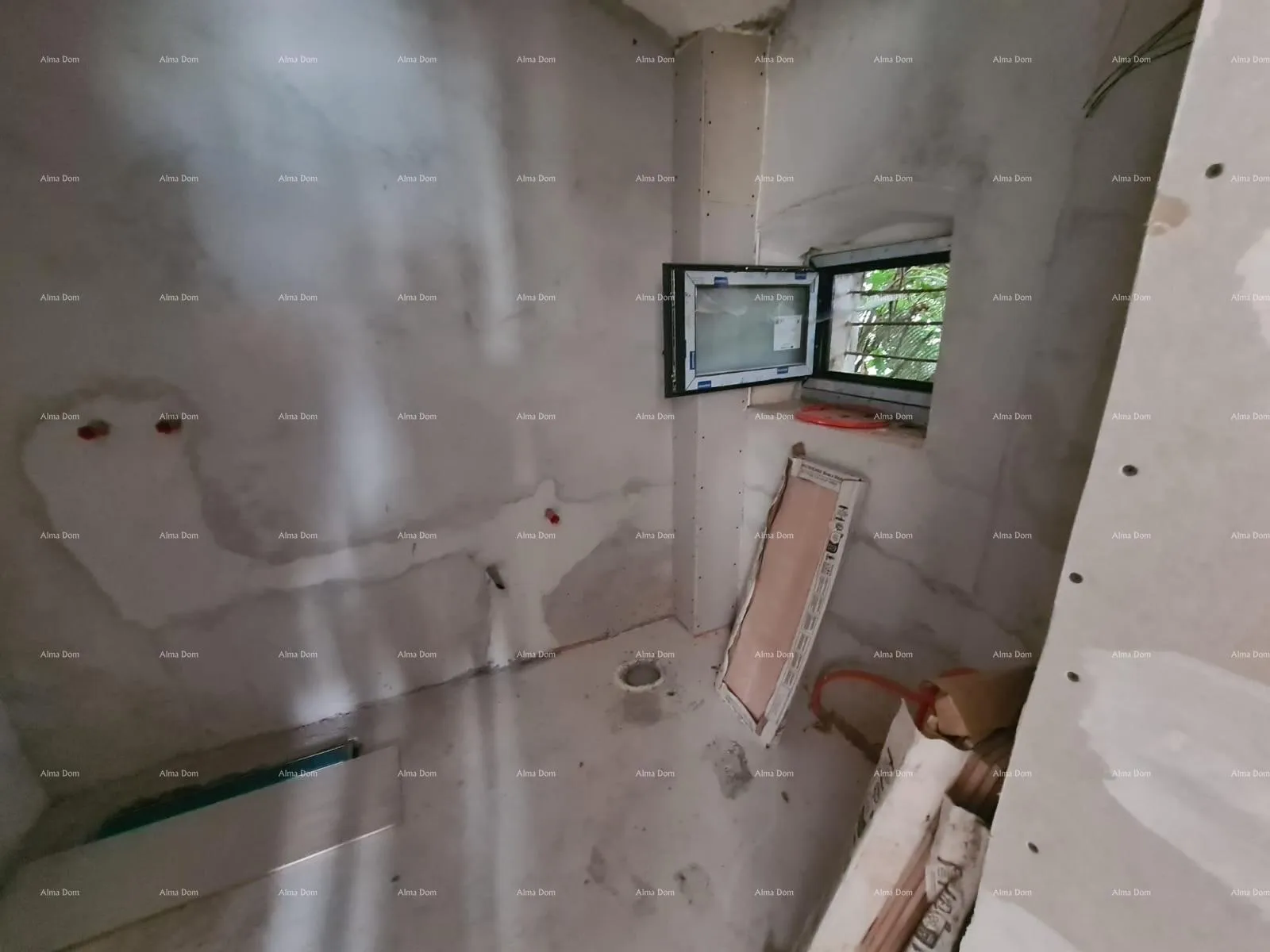 kuća prodaje se kuća s konobom u fazi renovacije, krnica! - slika 14