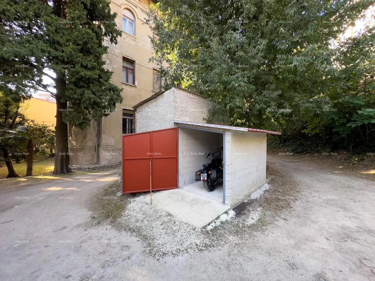 stan pula! stan u centru grada! - slika 32