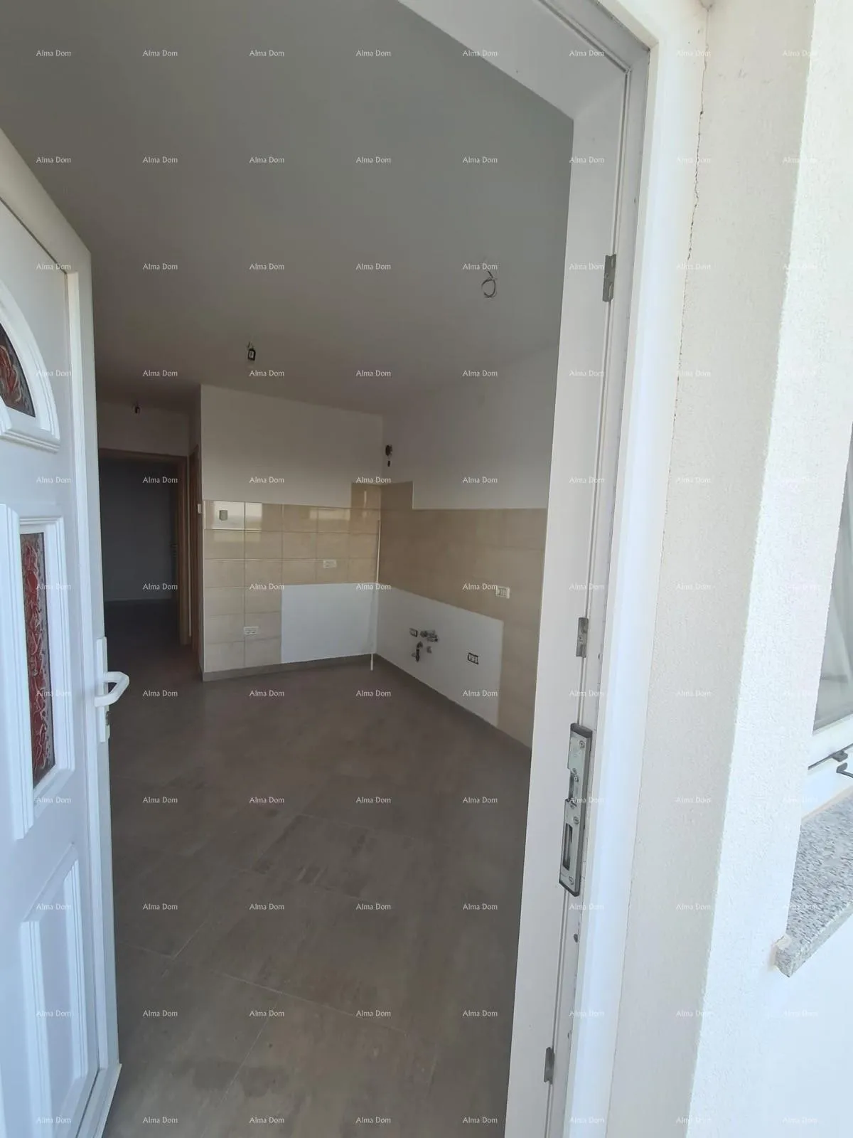 stan prodaje se šarmantan stan 60 m², duga uvala, – pogled na more - slika 13