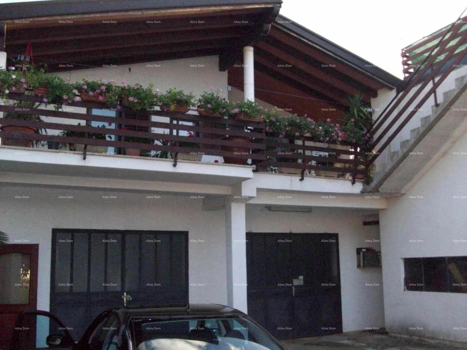 kuća prodaje se kuća sa tri stana, umag - slika 19