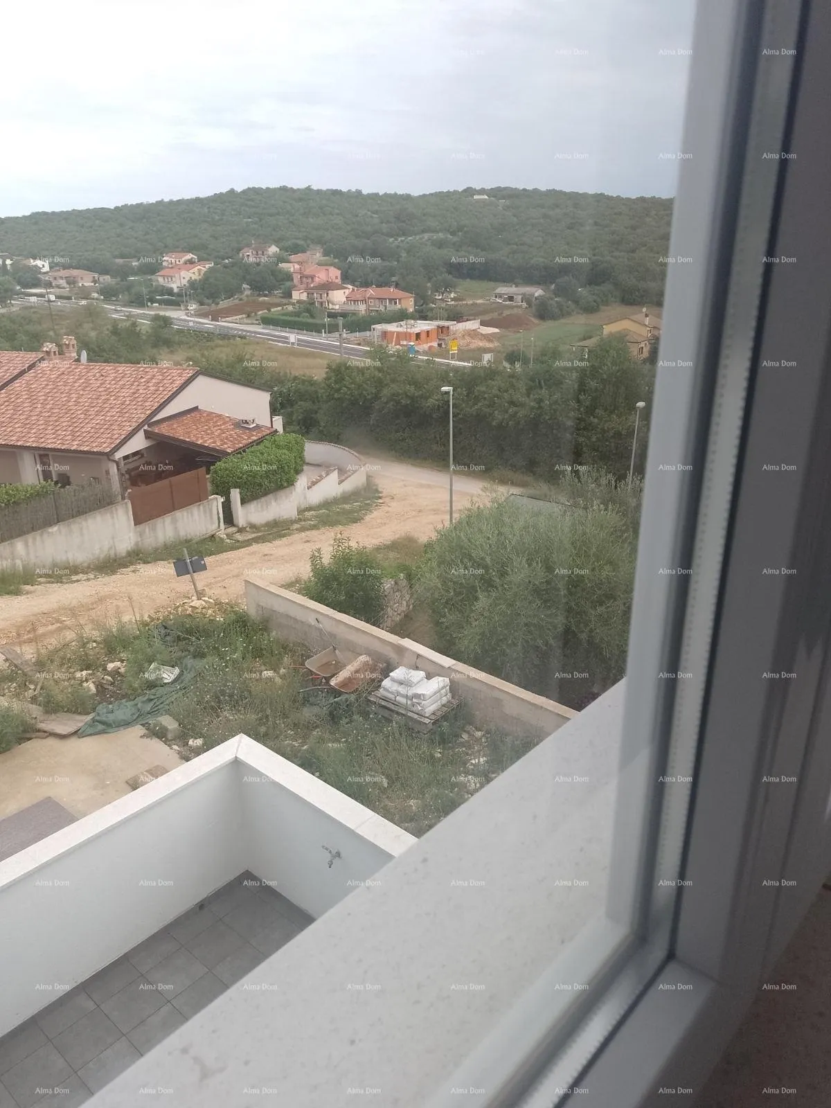 kuća prodajemo prelijepu kuću, rovinjsko selo - slika 4
