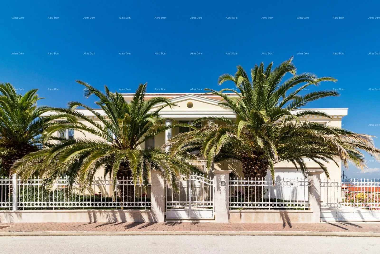 kuća luksuzna vila prvi red do mora ! umag crveni vrh. - slika 4