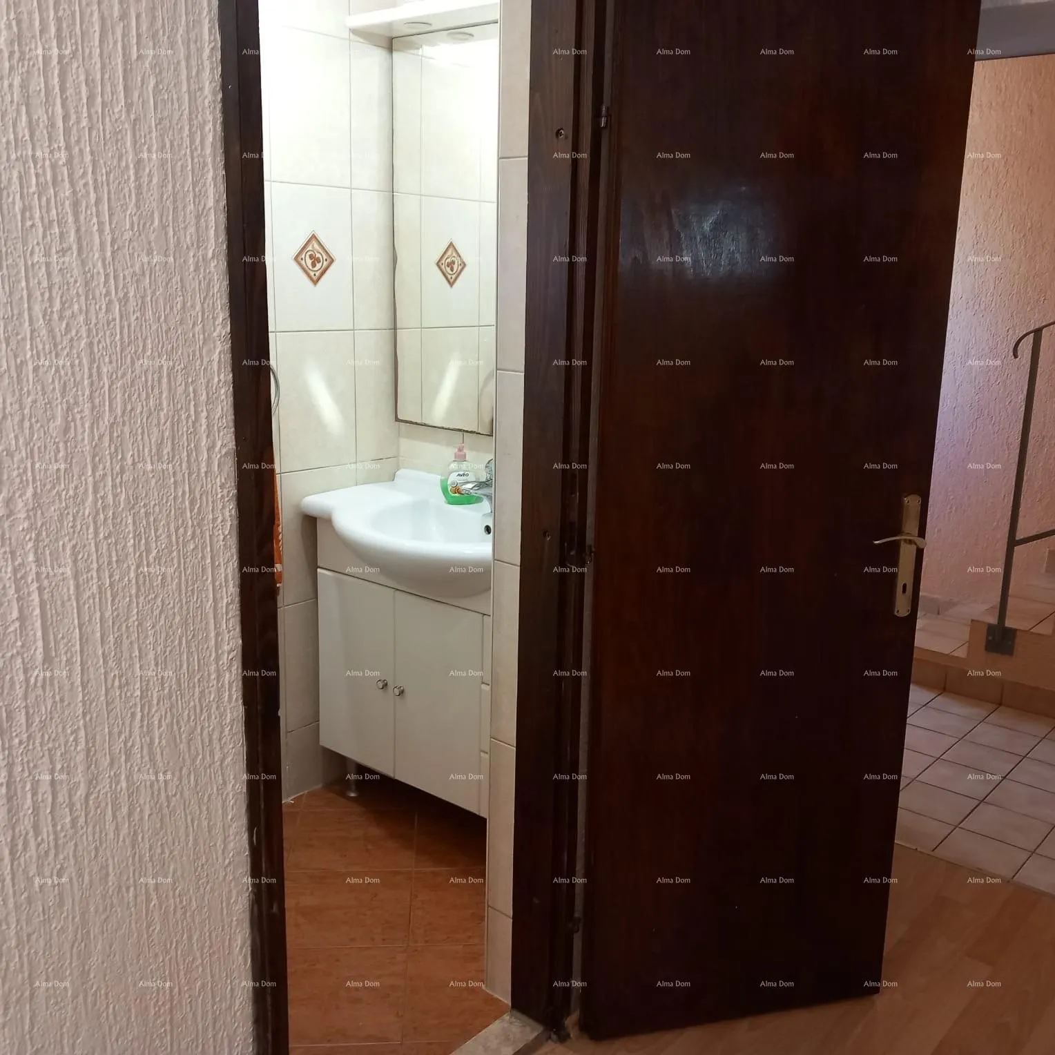 kuća prodaja kuće s dvorištem i parkirnim mjestima, pula! - slika 22