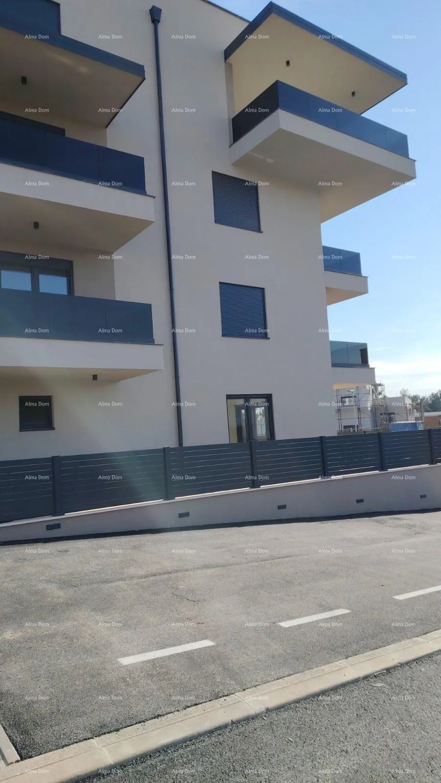 stan jednosoban stan b3 na 3. katu s krovnom terasom, vabriga! - slika 6