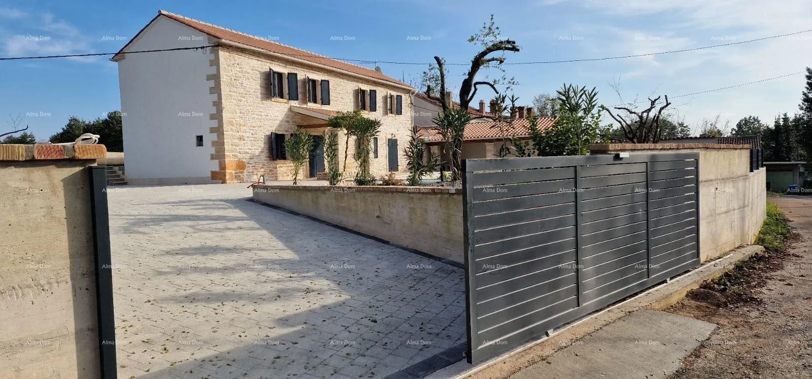 kuća renovirana istarska kuća s bazenom i dvorištem – mirna lokacija, općina barban - slika 2