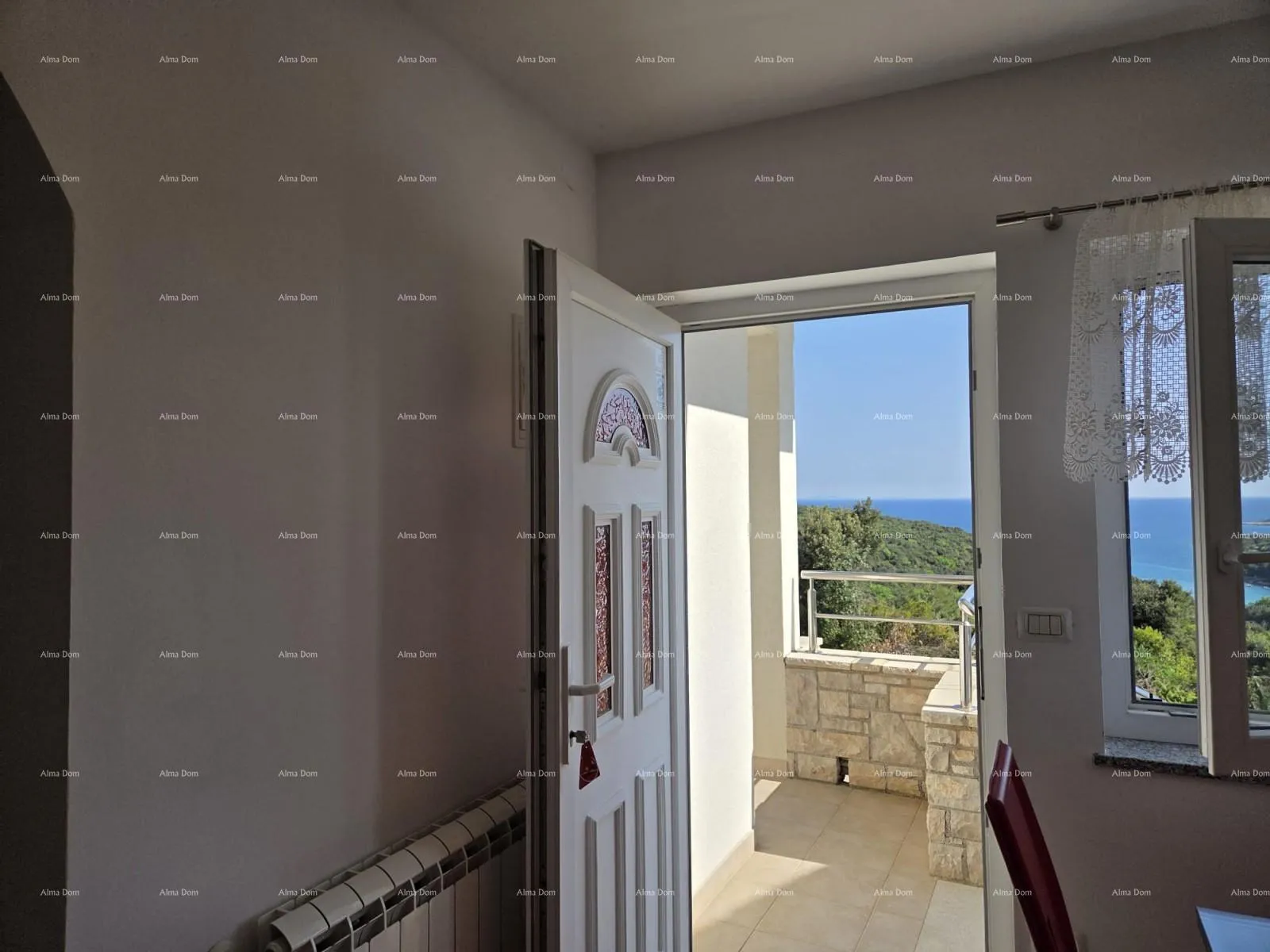 stan prodaje se šarmantan stan 60 m², duga uvala, – pogled na more - slika 17