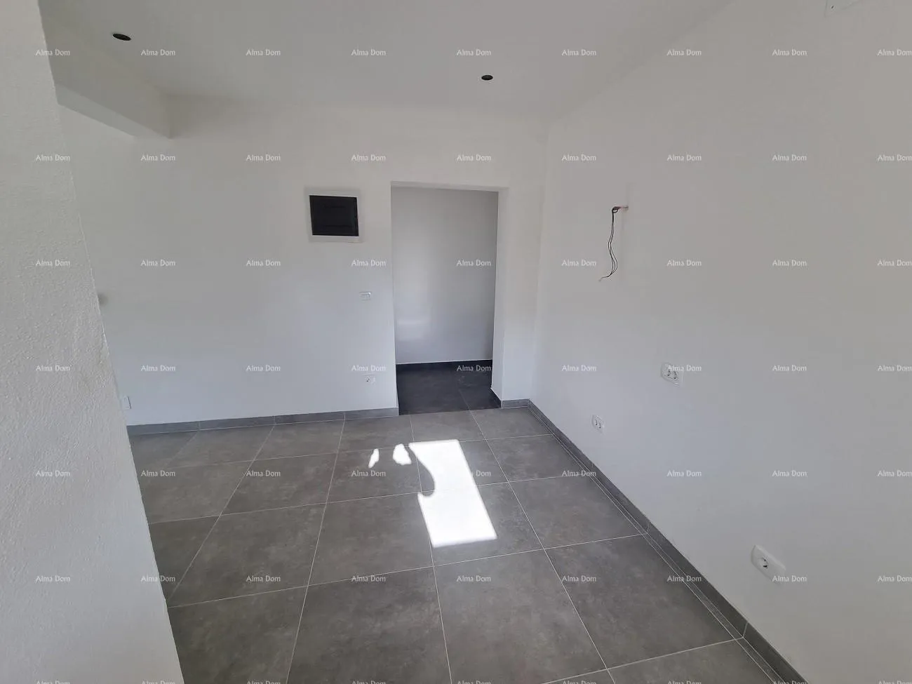 kuća moderna duplex kuća s krovnom terasom i panoramskim pogledom na more - slika 7