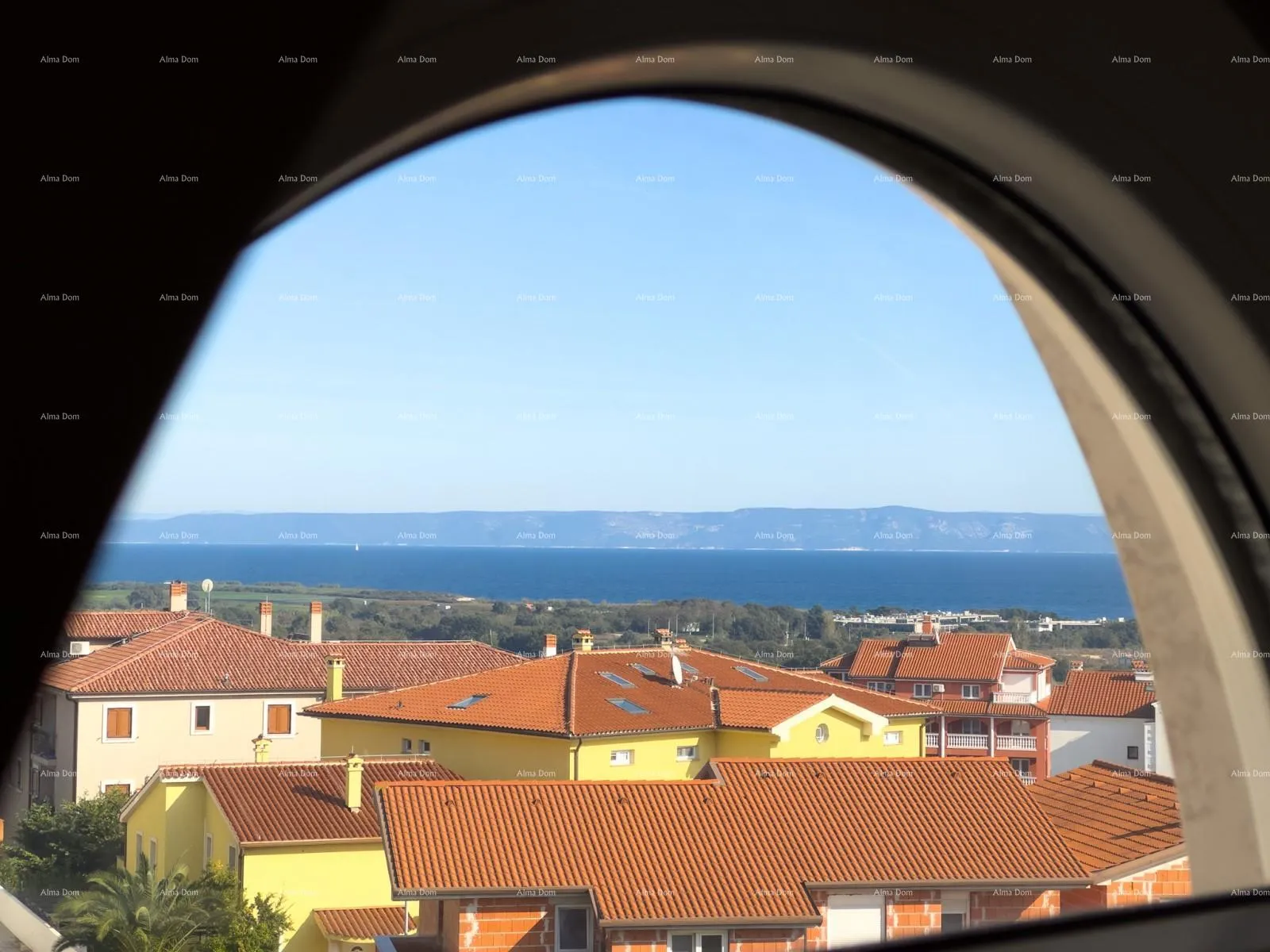stan prodajemo stan sa pogledom na more! ližnjan. - slika 35