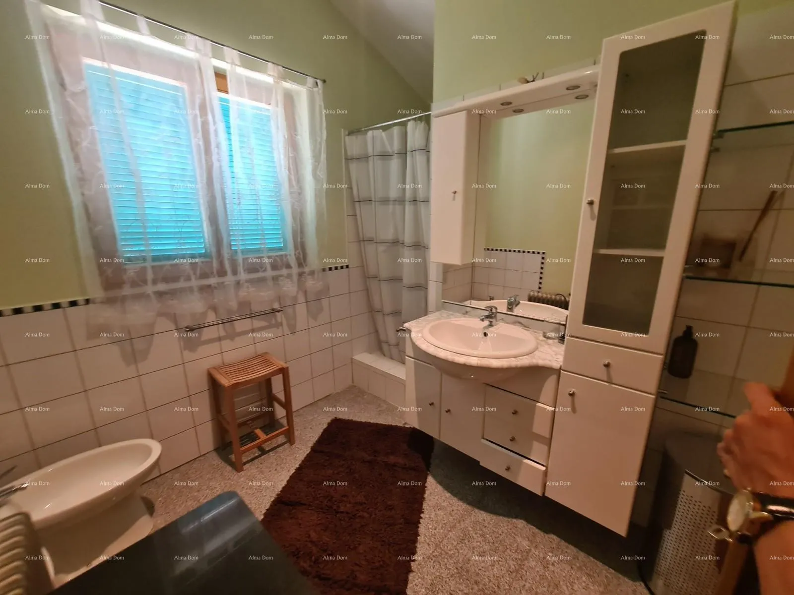kuća kuća s bazenom i velikom okućnicom! blizina mjesta marčane. - slika 22