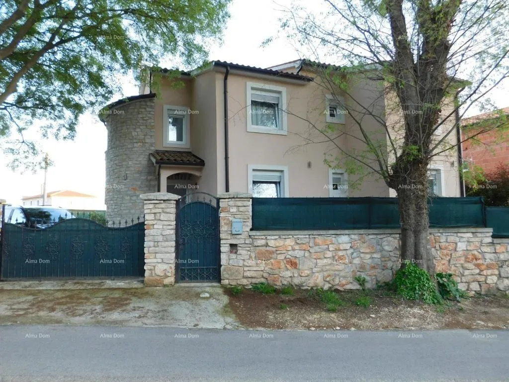 kuća lijepa kuća u puli! - slika 12