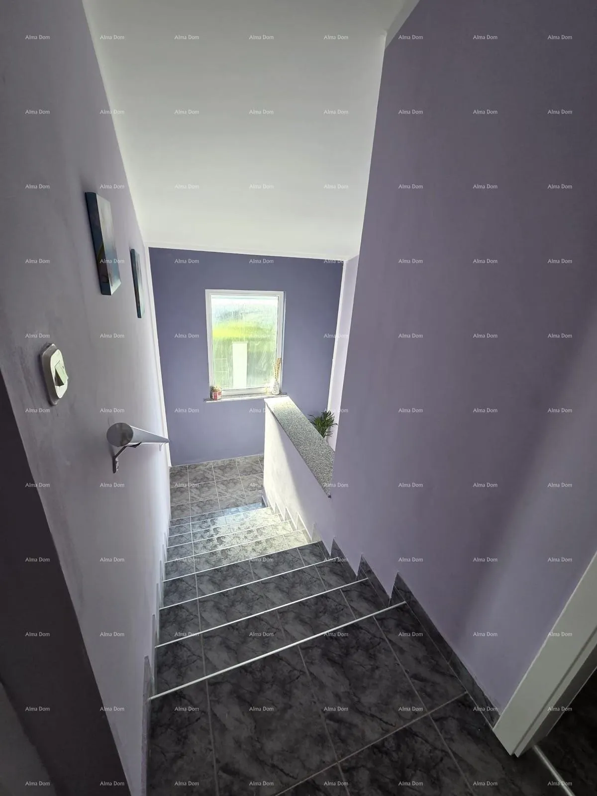stan štinjan – dva apartmana u istoj zgradi - slika 14