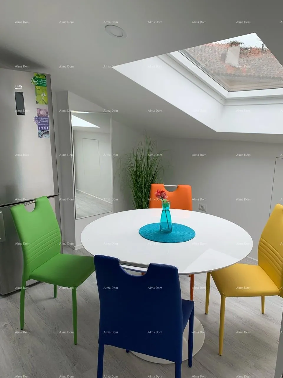 kuća prelijepa kuća s tri etažirana apartmana u staroj jezgri grada, poreč! - slika 49