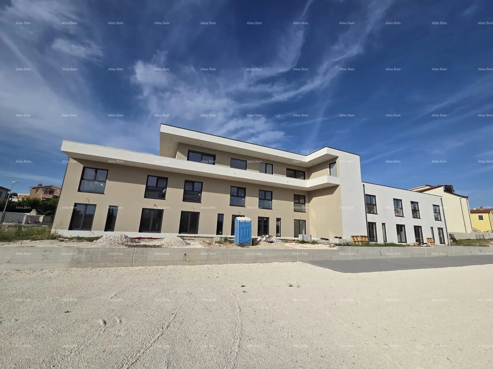 stan premantura – penthouse s privatnim ulazom i pogledom na more - slika 10