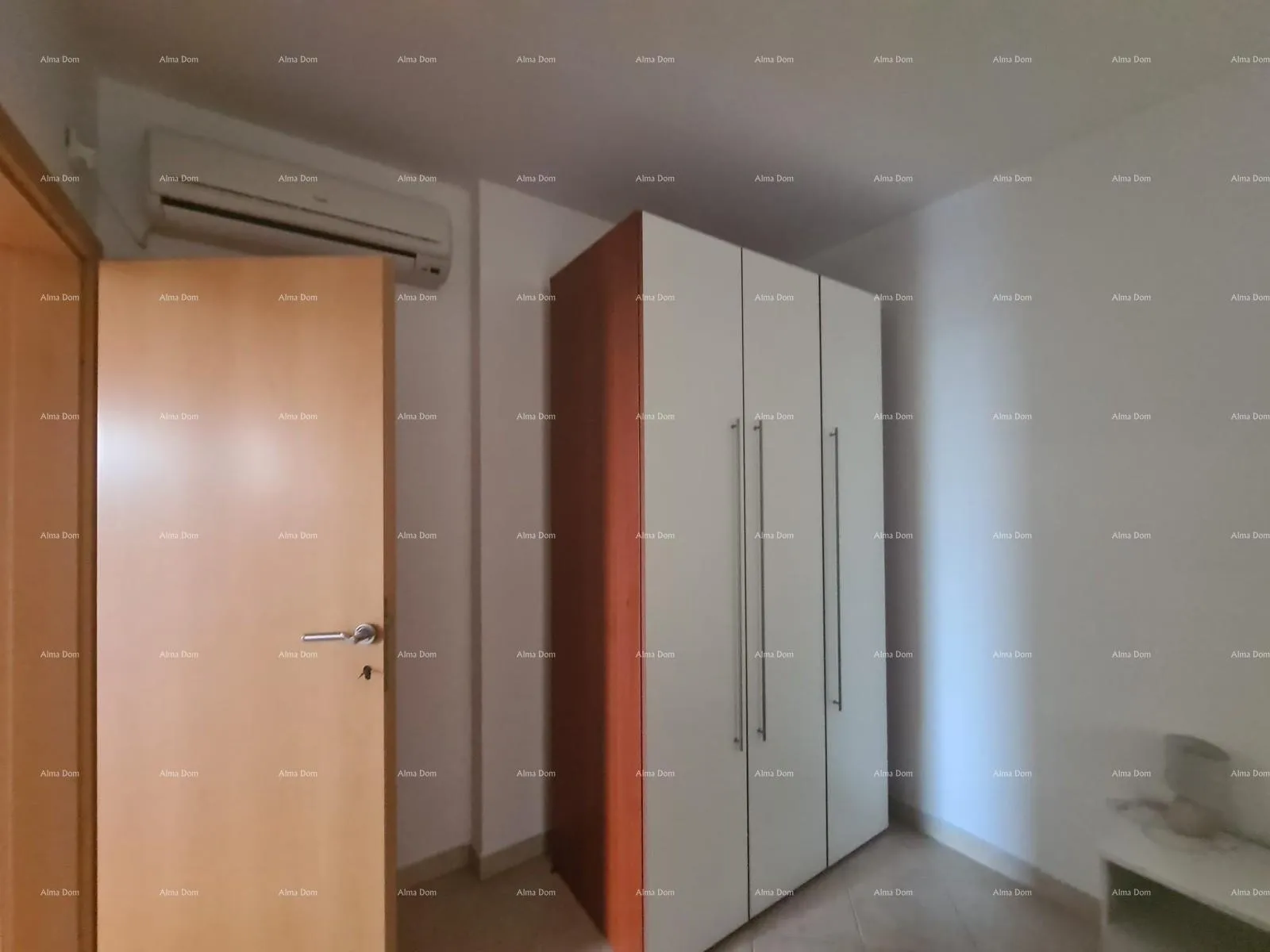 stan prodaje se šarmantan stan u prizemlju, 60 m², duga uvala - slika 7