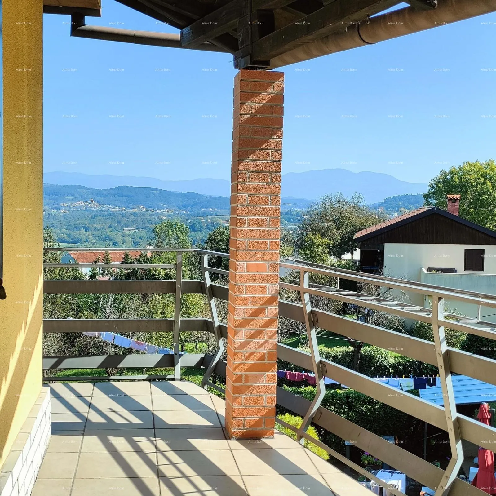 kuća dvojna kuća u pazinu , s pogledom na planinu učku - slika 1
