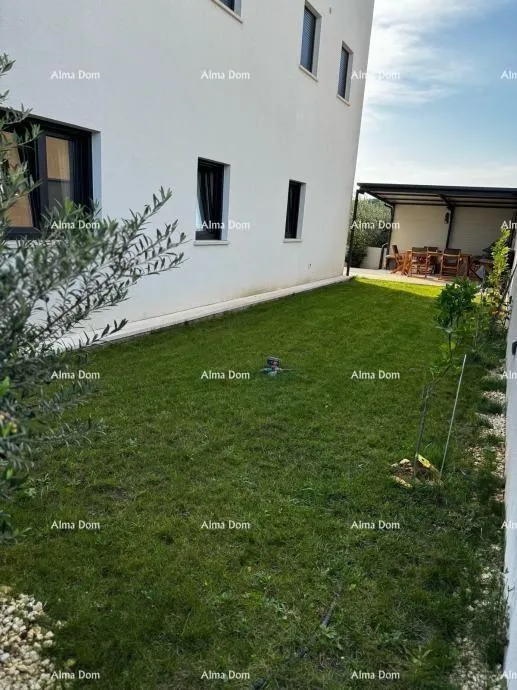 stan moderno opremljen stan s vlastitim bazenom, vrtom i parkirnim mjestom, pula! - slika 18
