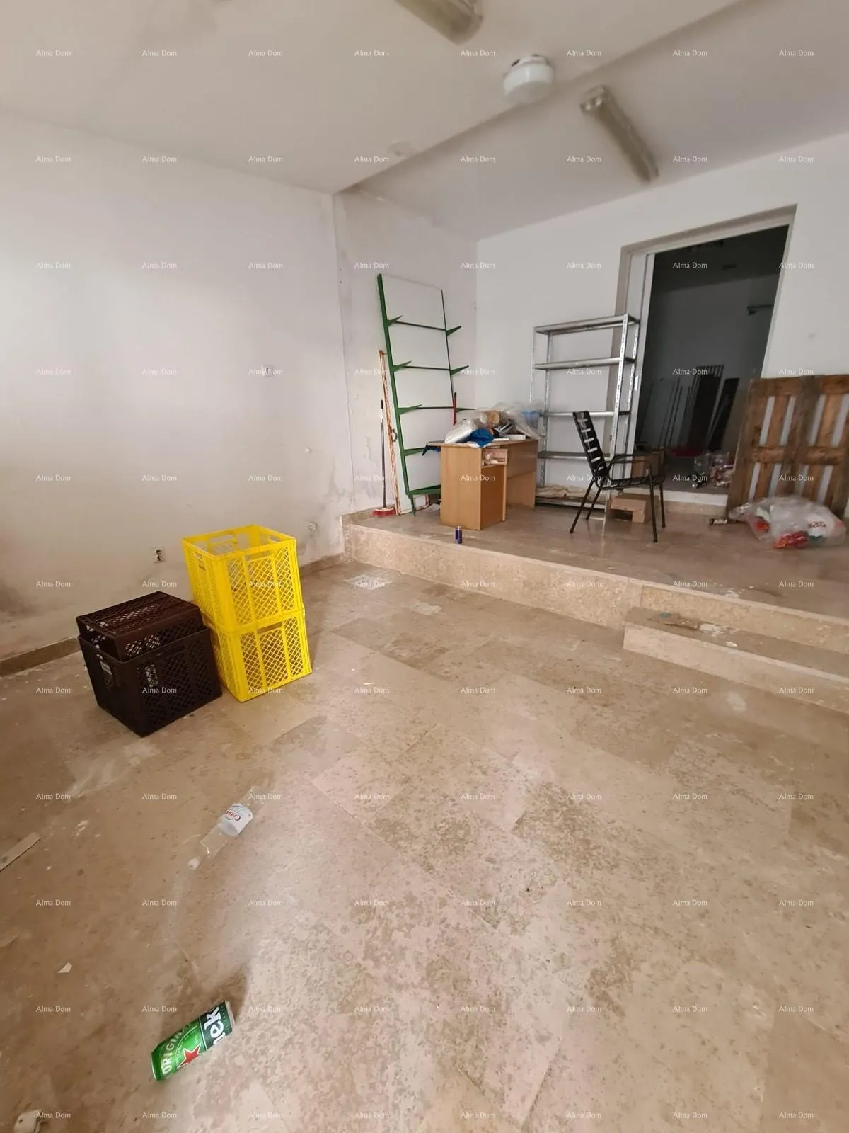 Poslovni prostor Na prodaju poslovni prostor – 55 m², Barbariga