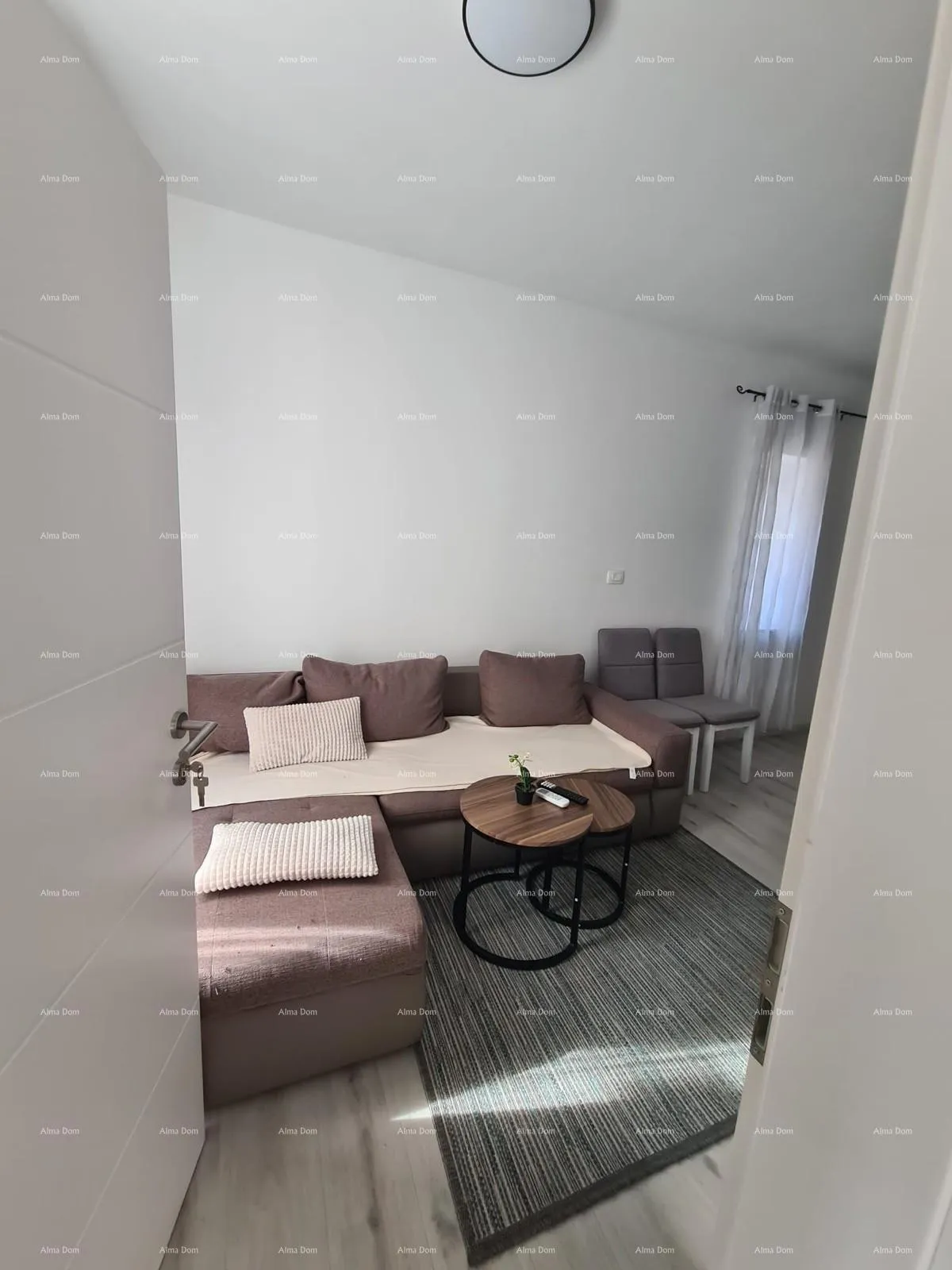 stan prodaje se nekretnina s dva apartmana – pula - slika 9