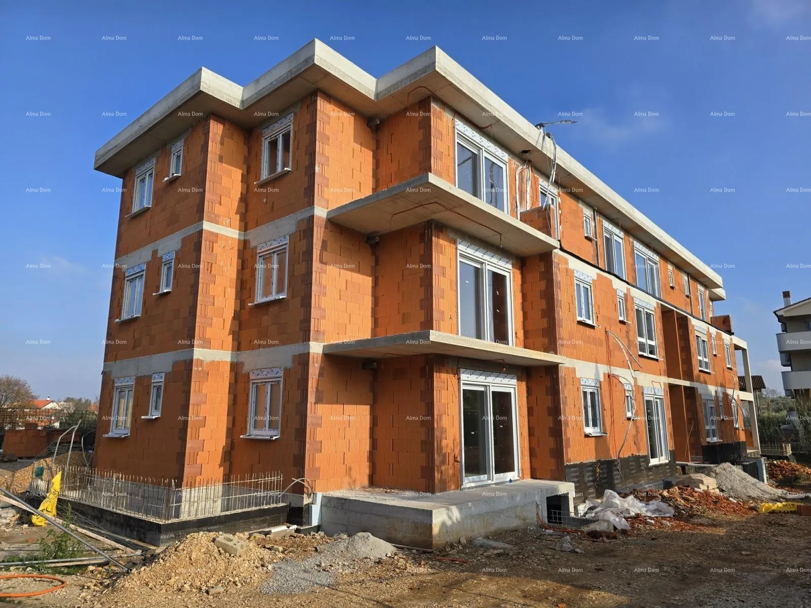Stan Prodaja stana u novom stambenom projektu, s parkirnim mjestom - Štinjan! - Pula