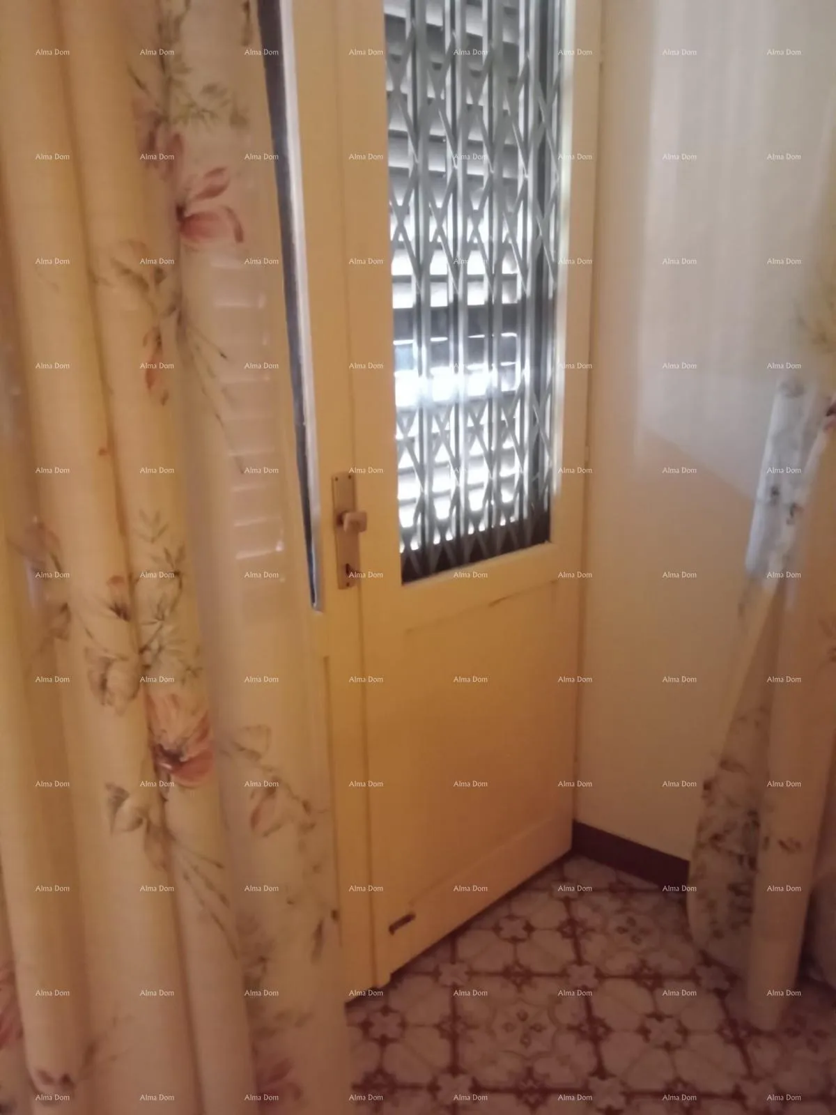 kuća prodaja kuće sa dvije garaže, galižana! - slika 15