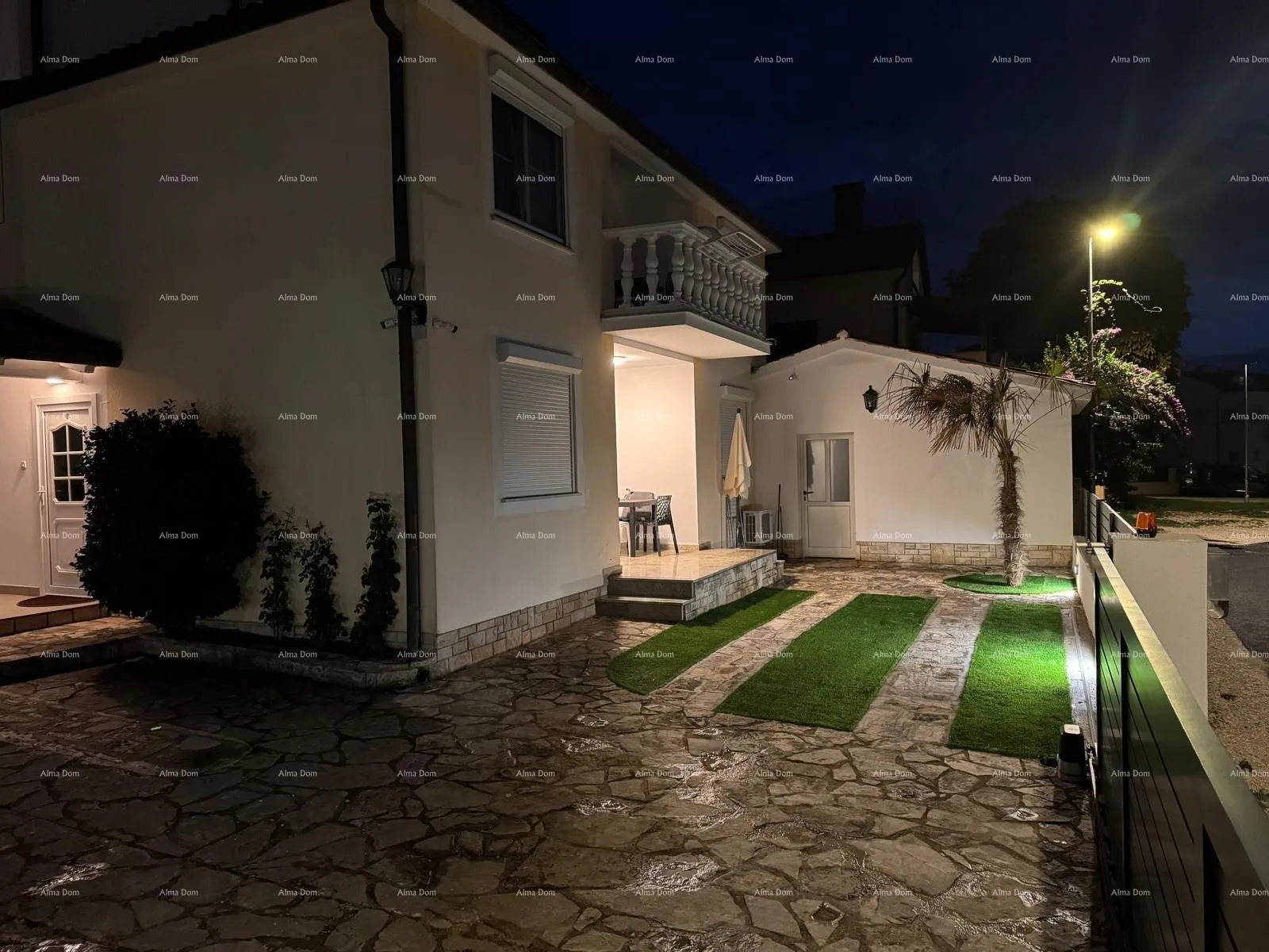 kuća medulin, kuća s ukupno 10 apartmana. fucane - slika 2