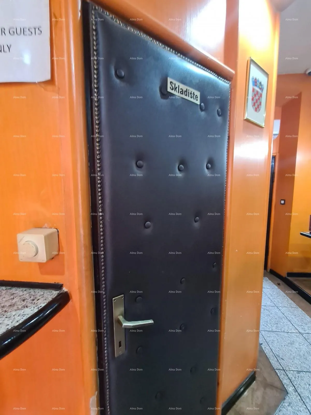 poslovni prostor na prodaju – poslovni prostor u strogom centru pule (tržnica) - slika 8
