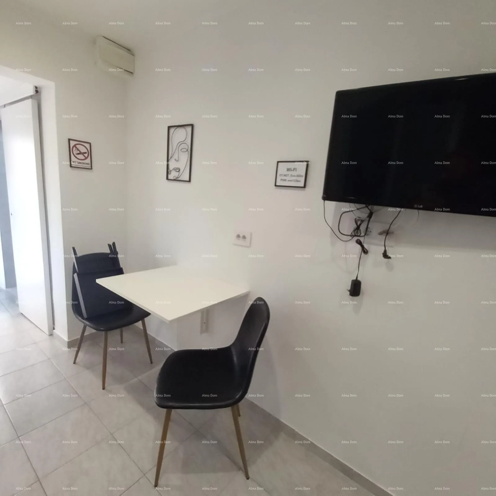 kuća prodaje se kuća sa 3 apartmana i dvorištem, blizu pule. pješčana uvala. - slika 15