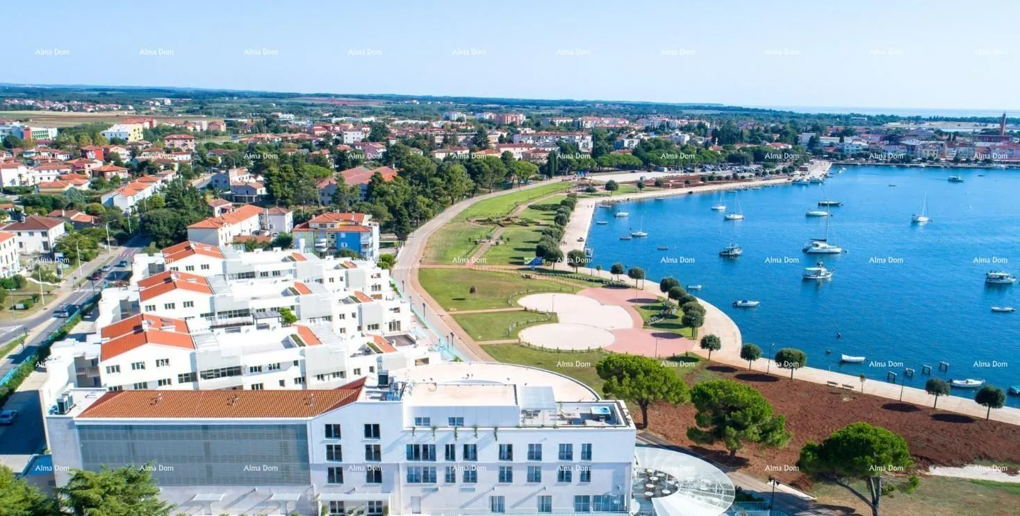 Stan Prodaja stana s garažnim mjestom i pogledom na more, Umag!