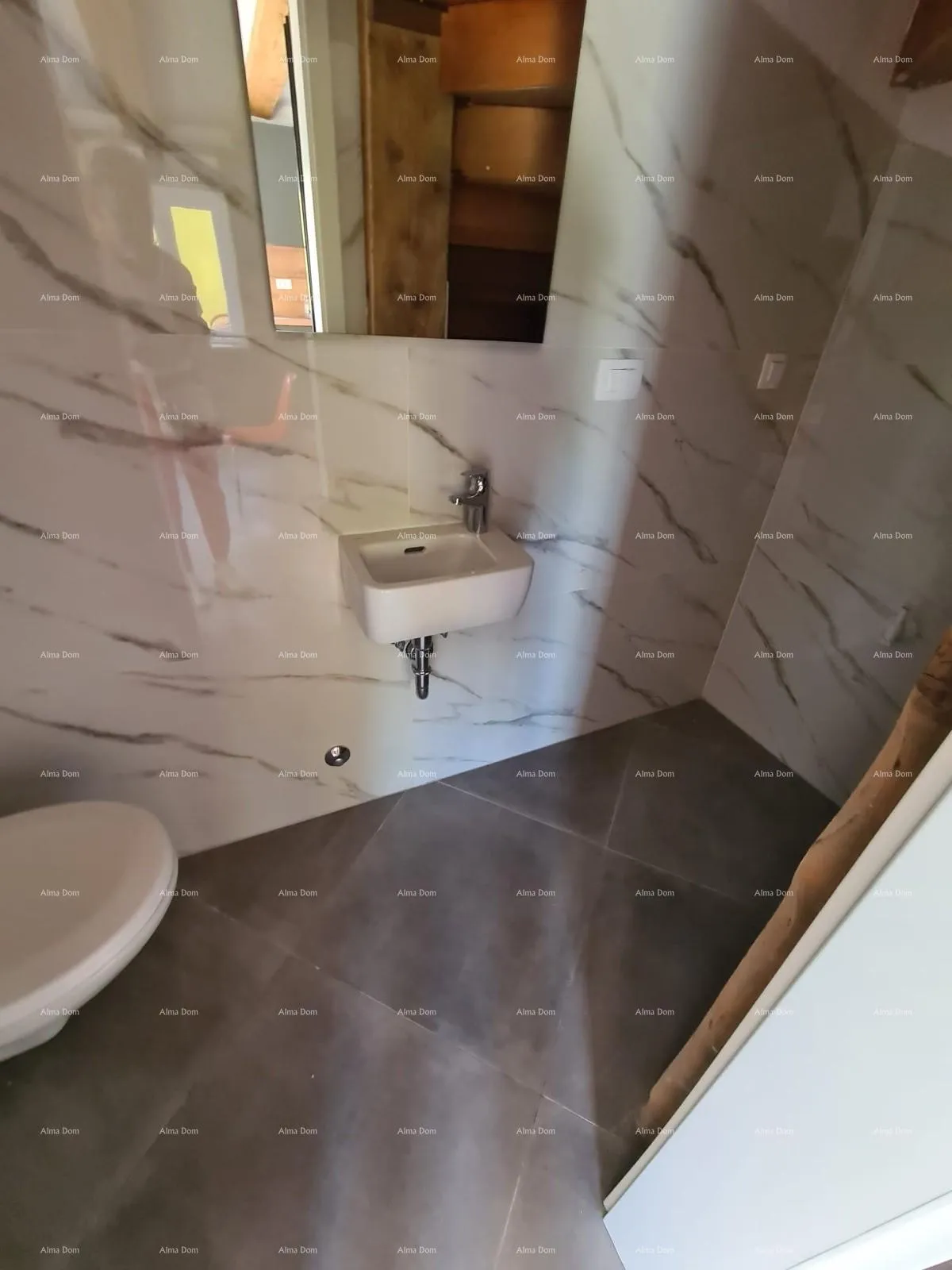kuća renovirana kamena kuća s bazenom – mirno selo blizu svetvinčenta - slika 8