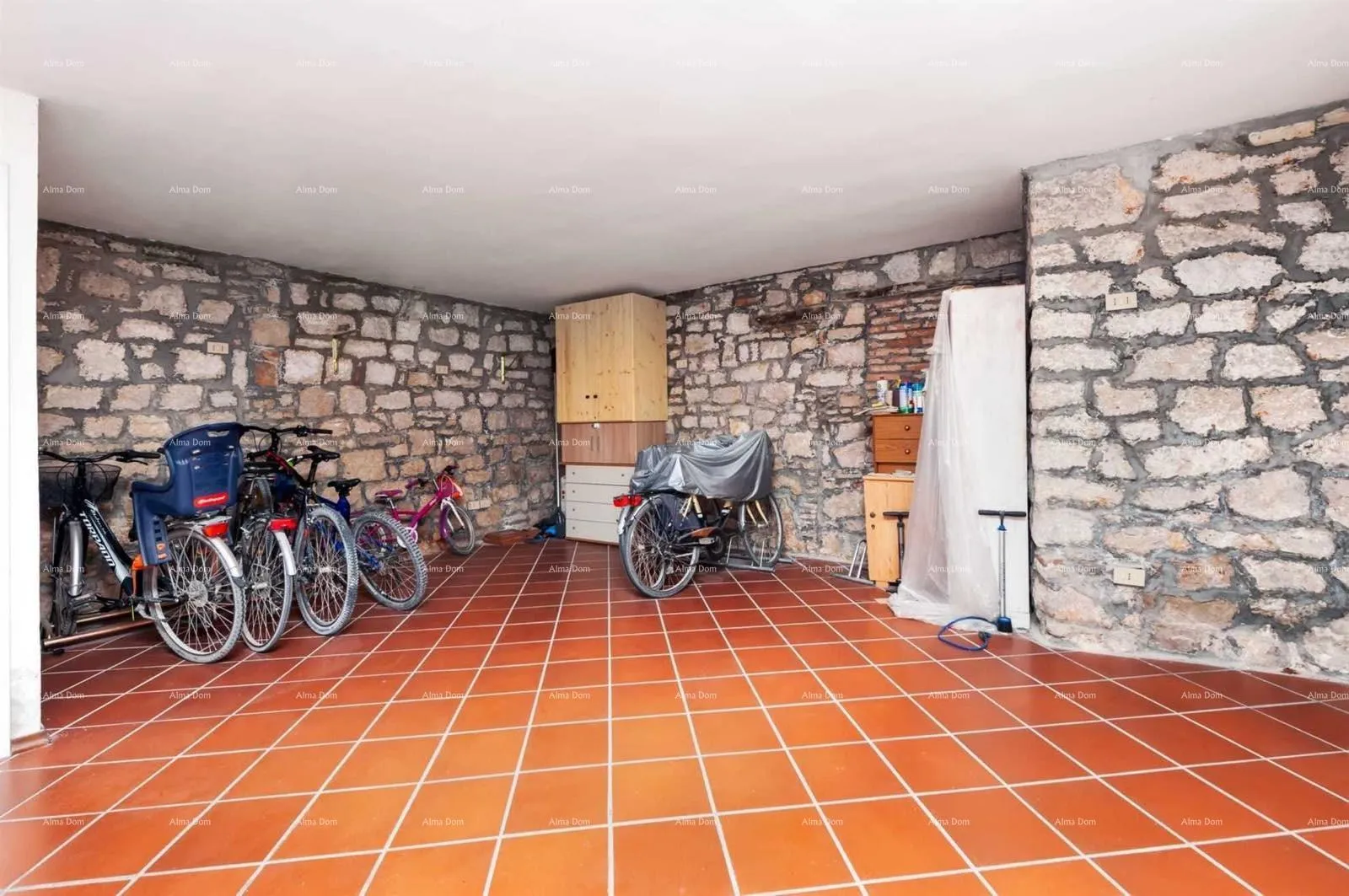 stan rovinj – stan s pogledom na more u samom centru, 50 m od mora - slika 19