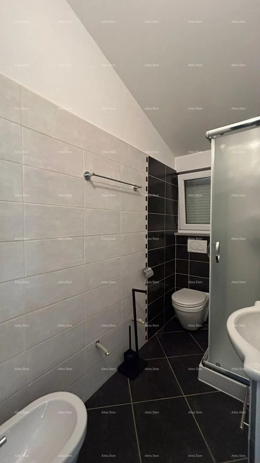 kuća prodajemo kuću sa više apartmana i bazenom. pula veli vrh. - slika 17
