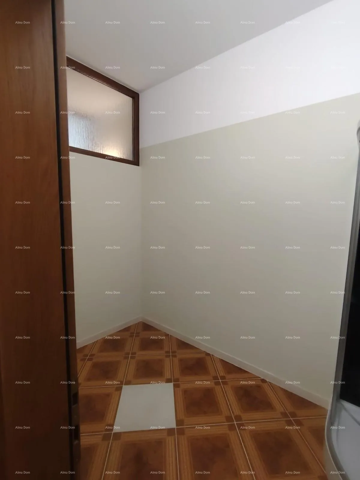 stan trosoban stan odmah do mora, premantura - slika 35