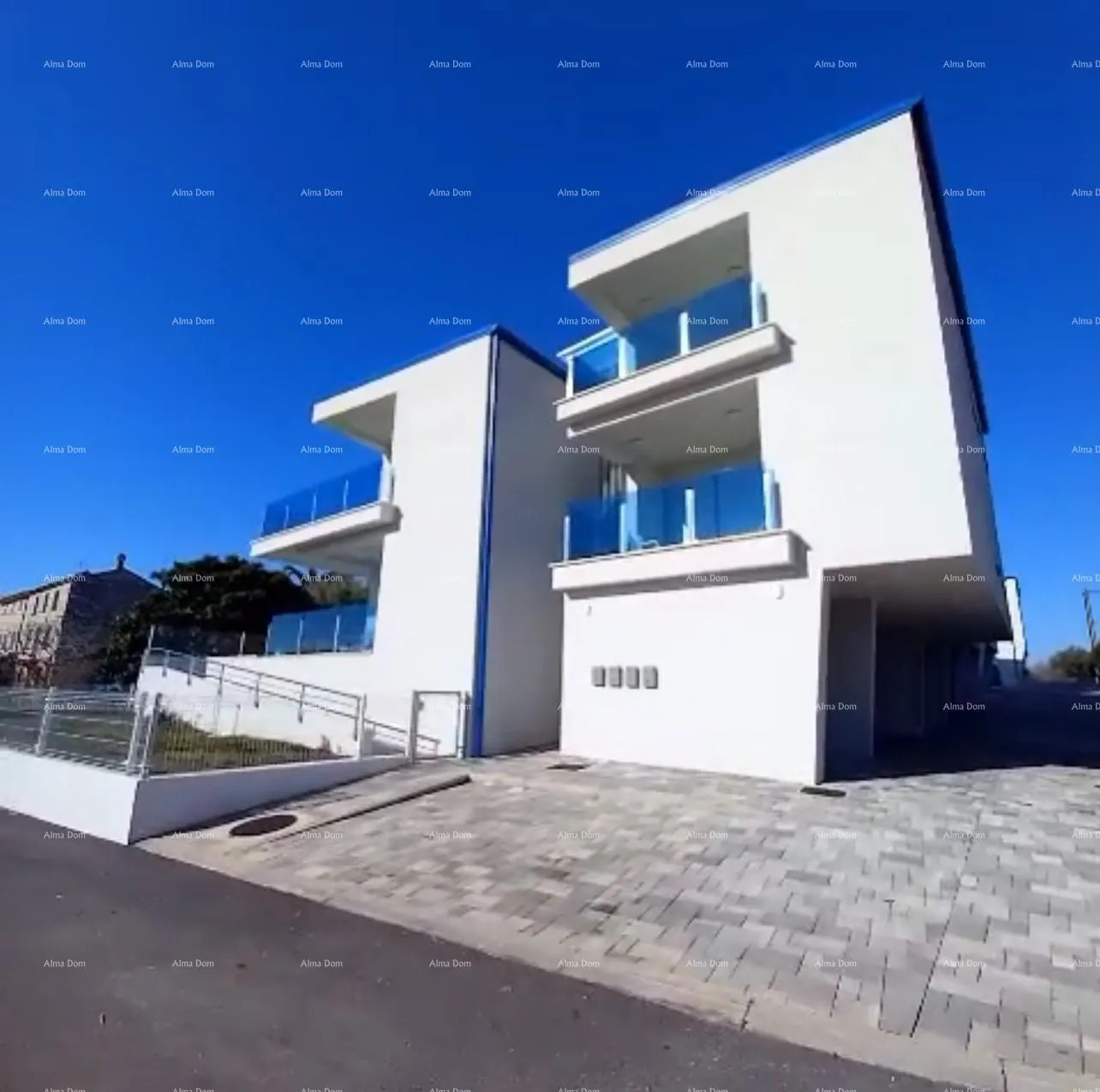 stan moderan apartman u bloku e s parkirnim mjestom i spremištem, u blizini umaga! - slika 4